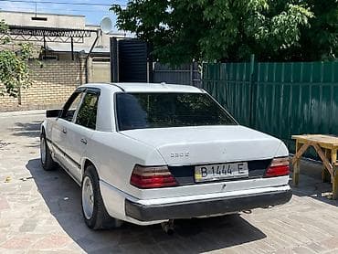 Mercedes-Benz W124: 1988 г., 2.3 л, Механика, Бензин, Седан