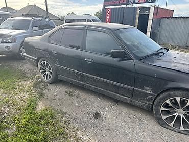 2 2 turbo: BMW 5 series: 1990 г., Седан — 5