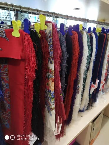 платочек: Павлопосадские платки. Новое поступление. Все расцветки, все размеры в — 1