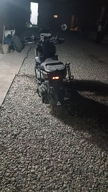 продам скутер: Скутер-эндуро 125 куб. см (надпись «125» на борту) — 4