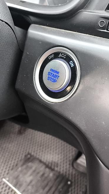 Hyundai Sonata: 2018 г., 2 л, Автомат, Бензин, Седан