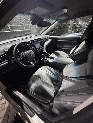 corolla 2016: Toyota Camry: 2018 г., 2.5 л, Автомат, Бензин, Седан — 6