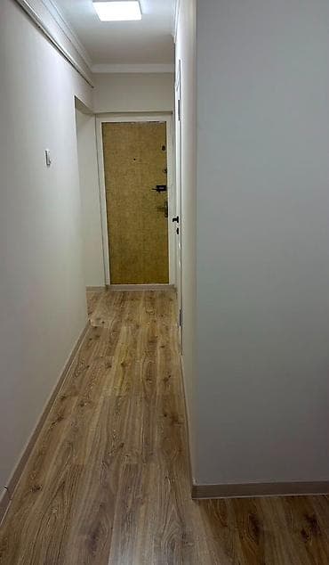 2 комнаты, 43 м², 104 серия, 10 мкр 104 серия, 2 этаж, Косметический ремонт — 10