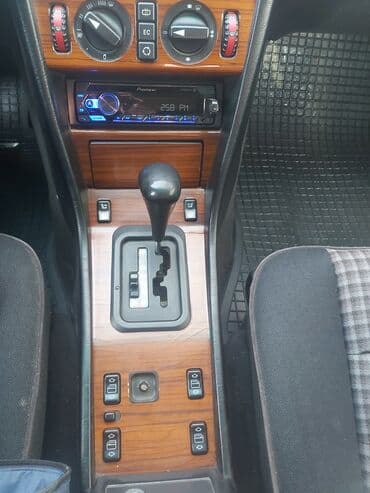 глушитель гольф 2 1.8 бензин: Mercedes-Benz W124: 1993 г., 2.2 л, Автомат, Бензиновая, Седан — 5