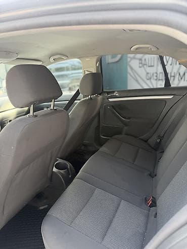 Продажа авто: Volkswagen Jetta: 2007 г., 1.6 л, Механика, Бензин, Седан — 8