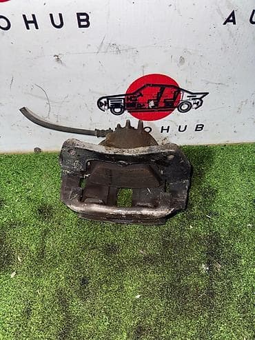 Суппорты: Передний левый суппорт Mitsubishi 2003 г., Оригинал — 1