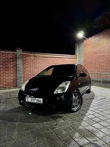 tesla model: Toyota Prius: 2004 г., 1.5 л, Вариатор, Гибрид, Хэтчбэк — 5