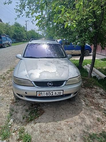 Транспорт: Opel Vectra: 2002 г., Кол менен иштөөчү, Бензин, Универсал — 1