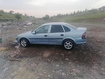 купить запчасти на опель вектра б: Opel Vectra: 1997 г., Хэтчбэк — 2