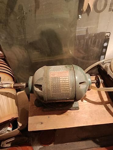 станок ковки: Электродвигатель настольный (точильно-шлифовальный узел) - Тип — 1