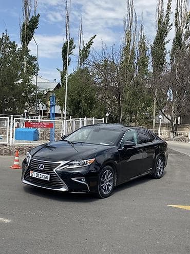 юиз: Lexus ES: 2017 г., 2.5 л, Вариатор, Гибрид, Седан — 2