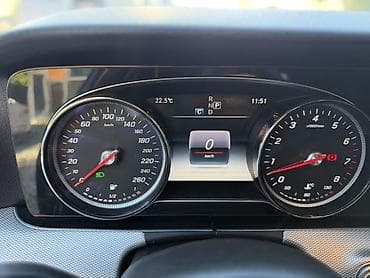 морнинн: Mercedes-Benz E-Class: 2016 г., 2 л, Автомат, Бензин, Седан — 10