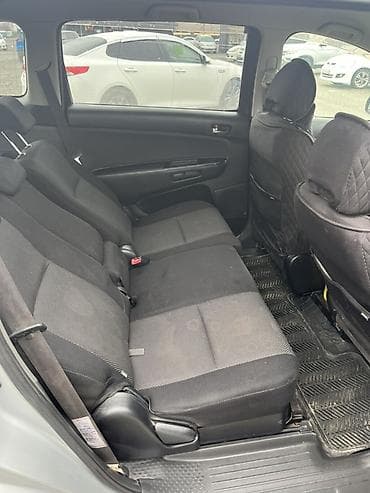 golf 3 universal: Toyota WISH: 2003 г., 1.8 л, Автомат, Бензин, Универсал — 3