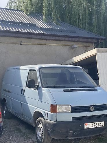wolk: Volkswagen Transporter: 1996 г., 2.5 л, Механика, Бензин, Фургон — 4