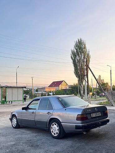 Транспорт: Mercedes-Benz W124: 1992 г., 2.3 л, Механика, Бензин, Седан — 4