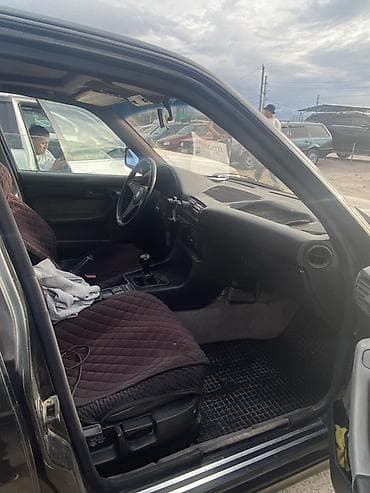 roewe ei6: BMW 525: 1991 г., 2.5 л, Механика, Бензин, Седан — 8