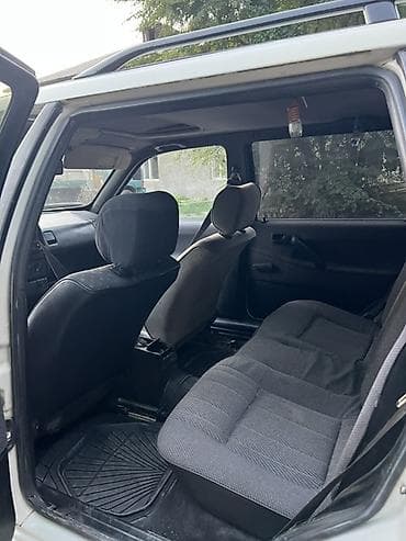 passat variant: Volkswagen Passat Variant: 1989 г., Механика, Бензин, Универсал — 6