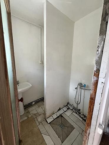 помещение аренду: Небольшой домик/дача с отдельным входом и коммуникациями. - — 4