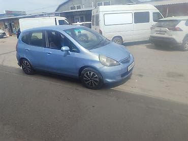 100 с4: Honda Fit: 2001 г., 1.3 л, Вариатор, Бензин, Хэтчбэк — 2