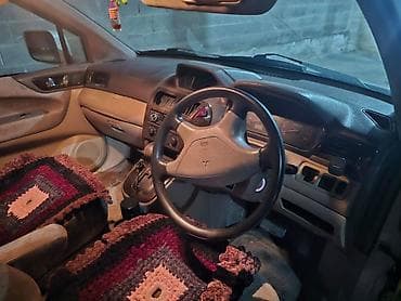 чанган уни к: Mitsubishi Chariot: 1998 г., 2.4 л, Автомат, Бензин, Универсал — 4