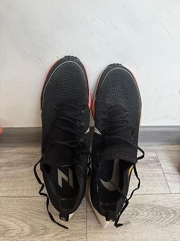 мужкой обувь: Мужские кроссовки, 43, Nike, Б/у, цвет - Черный, Платная доставка — 2
