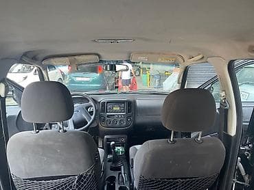 маверик: Ford Maverick: 2002 г., 2 л, Механика, Бензин, Кроссовер — 7