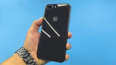 Техника и электроника: IPhone 8 Plus, Б/у, 64 ГБ, Черный, Чехол, 75 % — 2