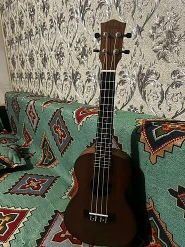 микрофон с колонкой: Укулеле Dozzly (сопрано/концерт — компактный корпус) - Бренд/логотип — 3