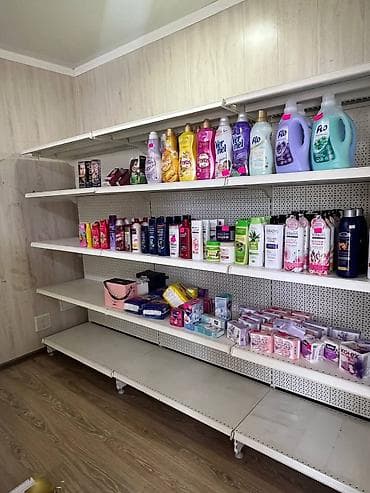 Оборудование для бизнеса: Торговые стеллажи островные и пристенные (металл, перфорация) — 2