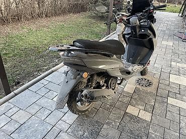 мотоцикл 400: Макси-скутер 150 куб. см, Бензин, Б/у — 5