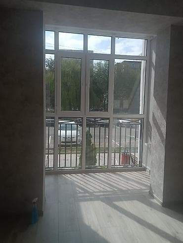 продаю 3 комнатную: 2 комнаты, 73 м², 1 этаж — 2