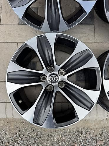 wheel: Литые Диски R 18 Toyota, Комплект, отверстий - 5, Б/у — 6