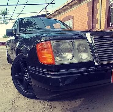 мерседес бенз с: Mercedes-Benz : 1989 г., 2 л, Механика, Бензин, Седан — 6
