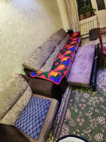 прямой диван 4 метра: Продаю диван + кресло в хорошем состоянии. общ 5.5 м — 3