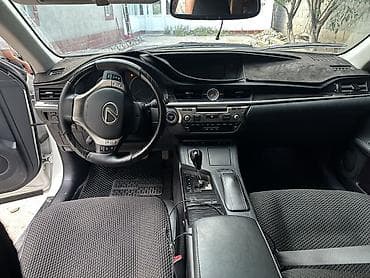 bud e5: Lexus ES: 2015 г., 2.5 л, Вариатор, Гибрид, Седан — 6