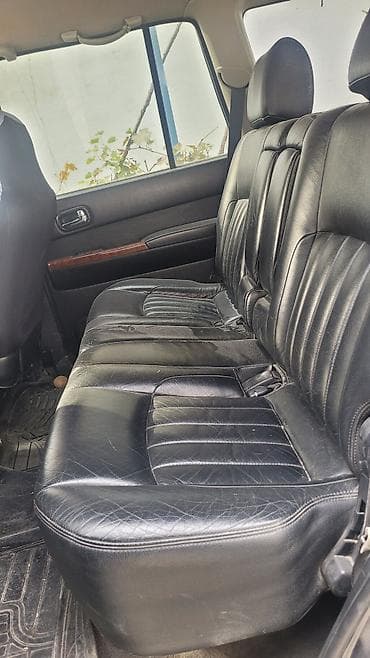 Внедорожник с акцентом на проходимость и комфорт. Основное: -