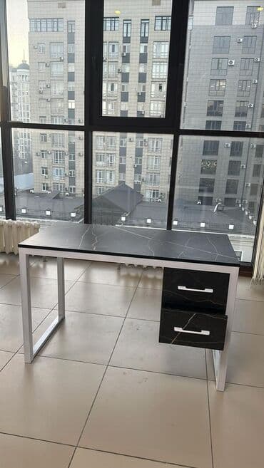 стол письменный б: Столы для офиса. Столы офисные рабочие столы в наличии и на заказ — 25