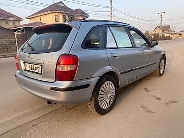 Mazda 323: 2000 г., 1.6 л, Механика, Бензин, Хэтчбэк