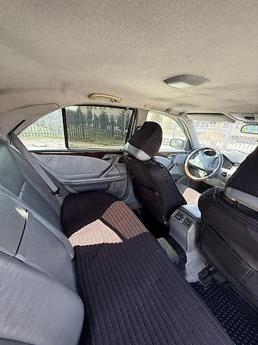 интересует: Mercedes-Benz E-Class: 2002 г., 3.2 л, Автомат, Дизель, Седан — 4