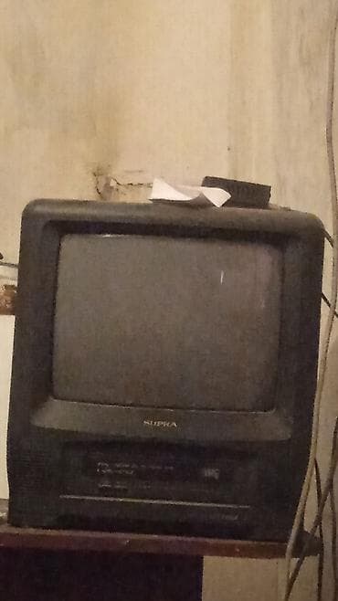 Телевизор SUPRA с встроенным видеомагнитофоном (комбо TV+VHS)