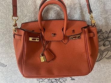 Сумки: Сумка-тоут в стиле Kelly/Birkin, оранжевого цвета. Характеристики: - — 4