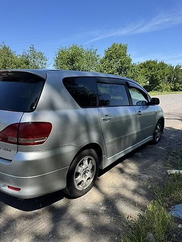 сктер: Toyota Ipsum: 2002 г., 2.4 л, Автомат, Бензин, Вэн/Минивэн — 5