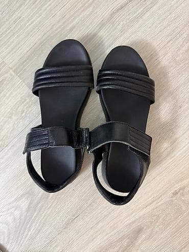 Оксфорды: Вся обувь в хорошем состоянии, по 500-700 сом Общее: - Универсальные — 5