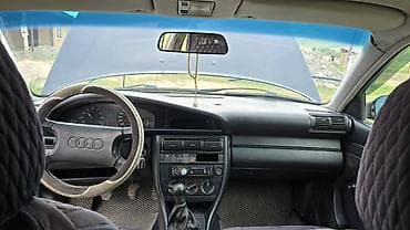 Унаа: Audi 100: 1993 г., 2 л, Кол менен иштөөчү, Бензин, Седан — 9