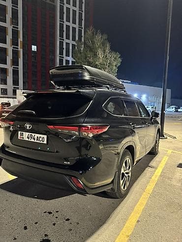 Toyota Highlander: 2021 г., 3.5 л, Типтроник, Бензин, Кроссовер — 3