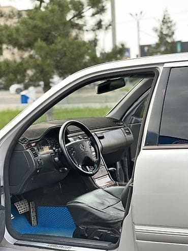 mers 210: Mercedes-Benz E-Class: 2002 г., 2.6 л, Автомат, Бензин, Седан — 9