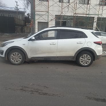 jet ski: Kia Rio X-Line: 2019 г., 1.6 л, Автомат, Бензин, Универсал — 1