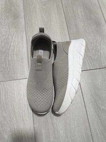 Кроссовки Skechers Slip-on - Тип: легкие слипоны без шнурков - Верх