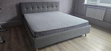 двуспальные кроват: Двуспальная кровать с мягким изголовьем и ортопедическим матрасом. - — 1