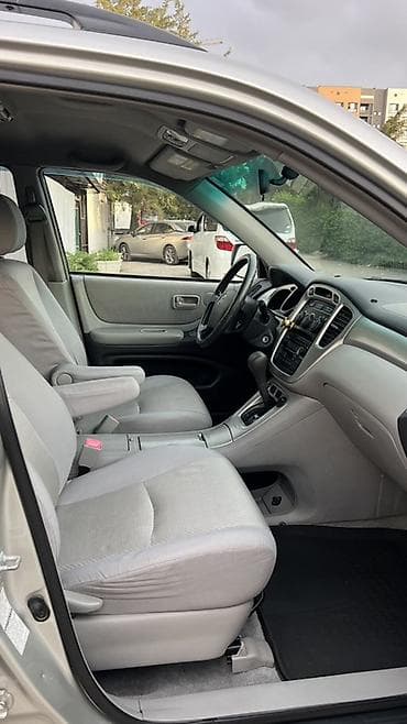 9: Toyota Highlander: 2005 г., 3.3 л, Автомат, Бензин, Кроссовер — 9